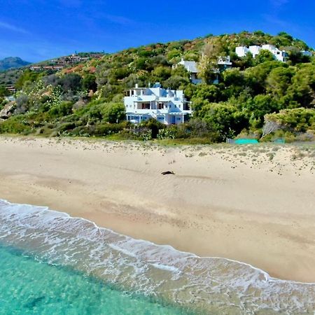 شقة Beachfront House Geremeas Sardegna المظهر الخارجي الصورة