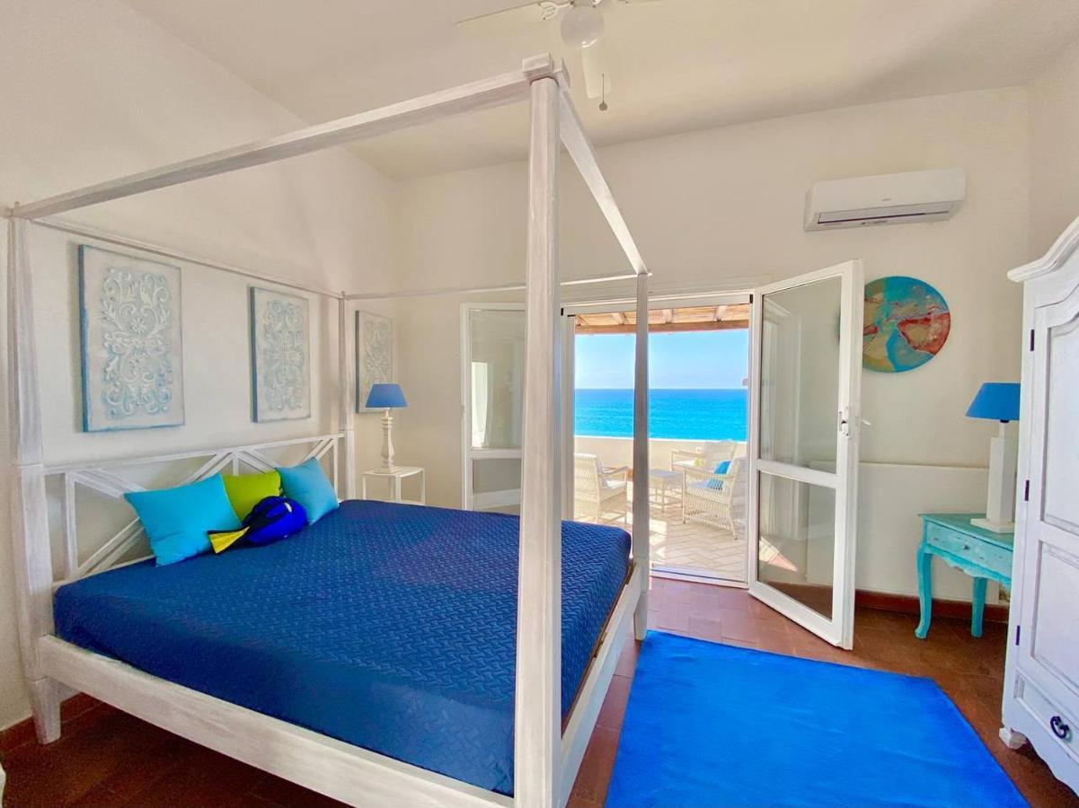 شقة Beachfront House Geremeas Sardegna المظهر الخارجي الصورة