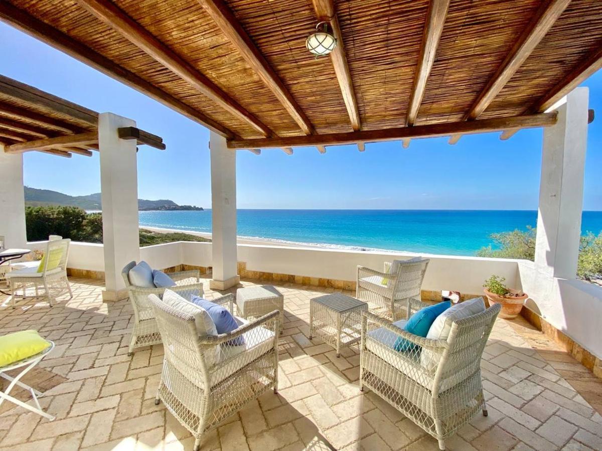 شقة Beachfront House Geremeas Sardegna المظهر الخارجي الصورة