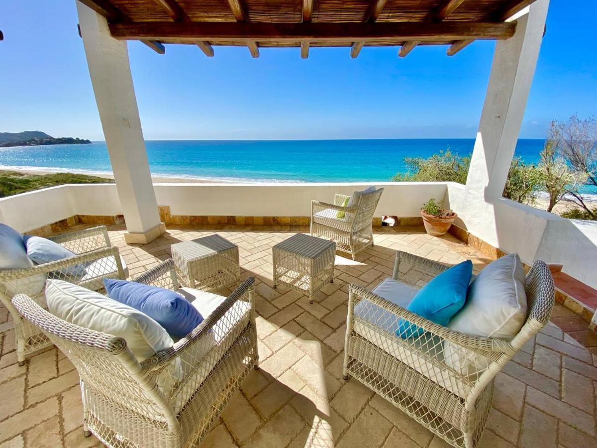 شقة Beachfront House Geremeas Sardegna المظهر الخارجي الصورة