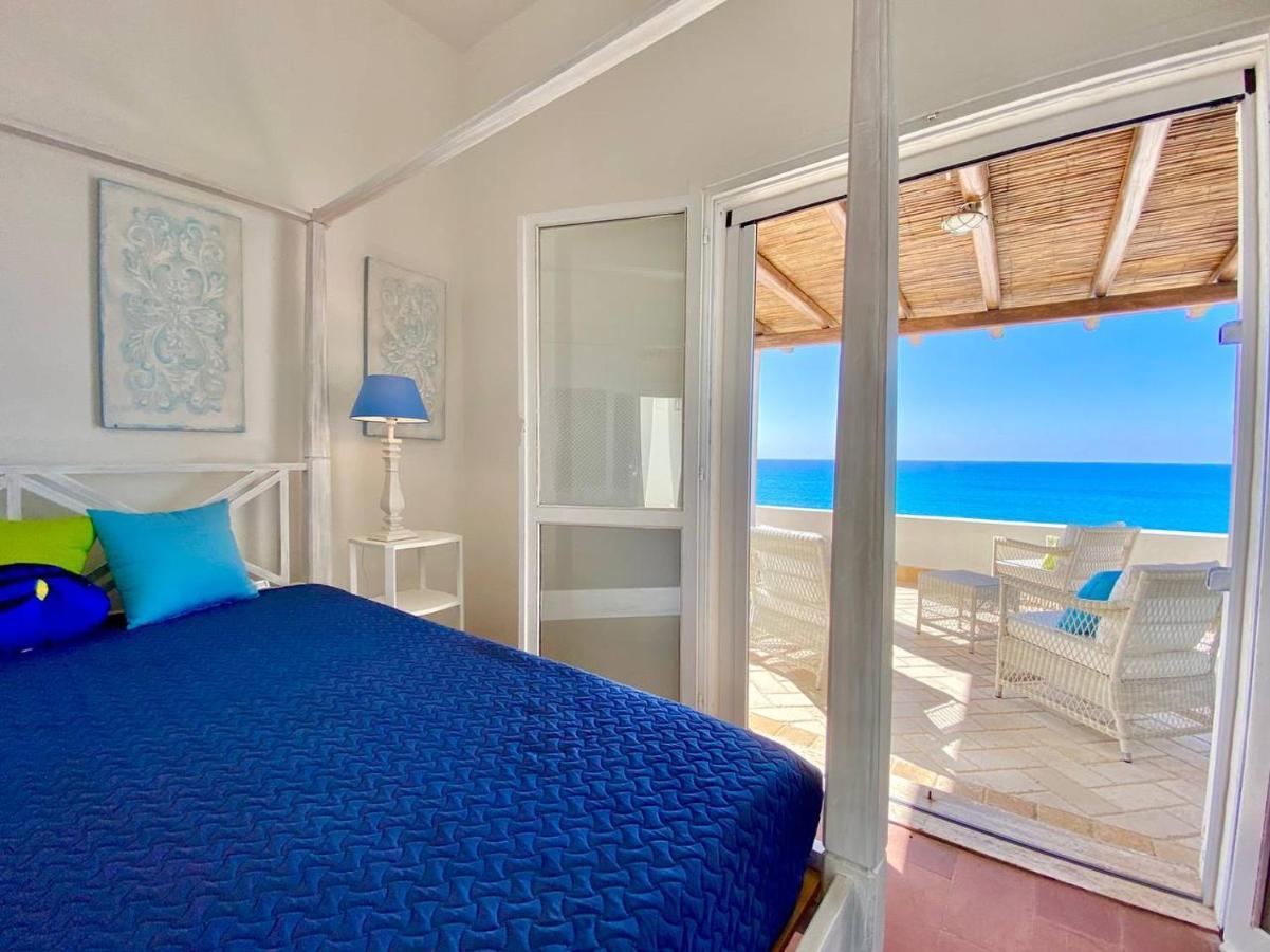 شقة Beachfront House Geremeas Sardegna المظهر الخارجي الصورة