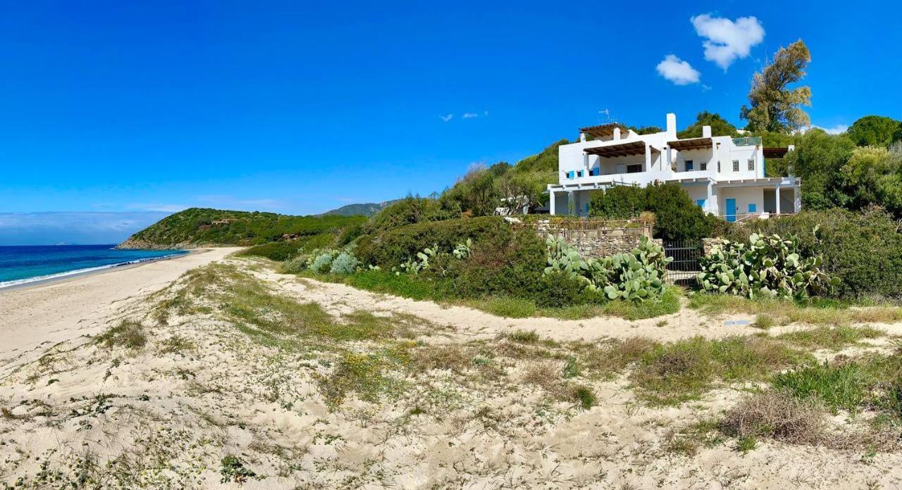 شقة Beachfront House Geremeas Sardegna المظهر الخارجي الصورة