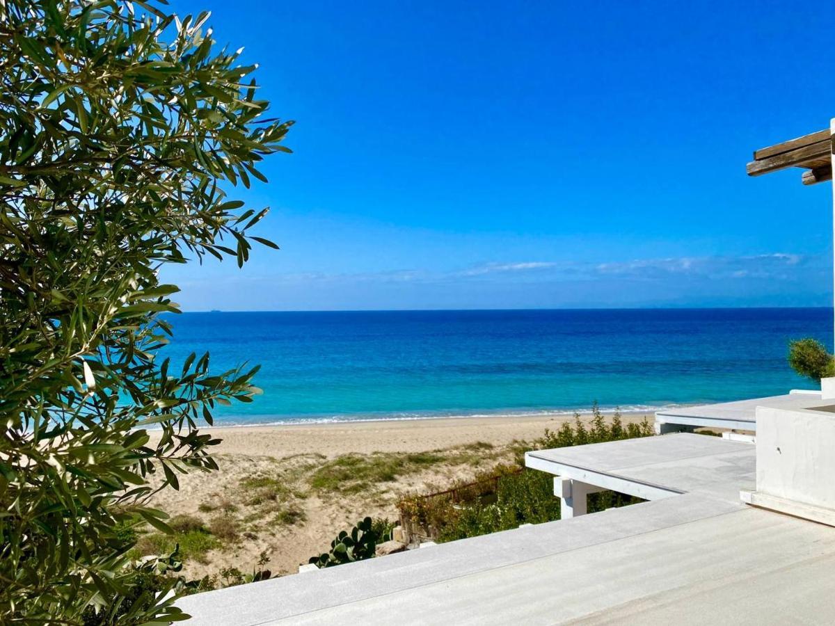 شقة Beachfront House Geremeas Sardegna المظهر الخارجي الصورة