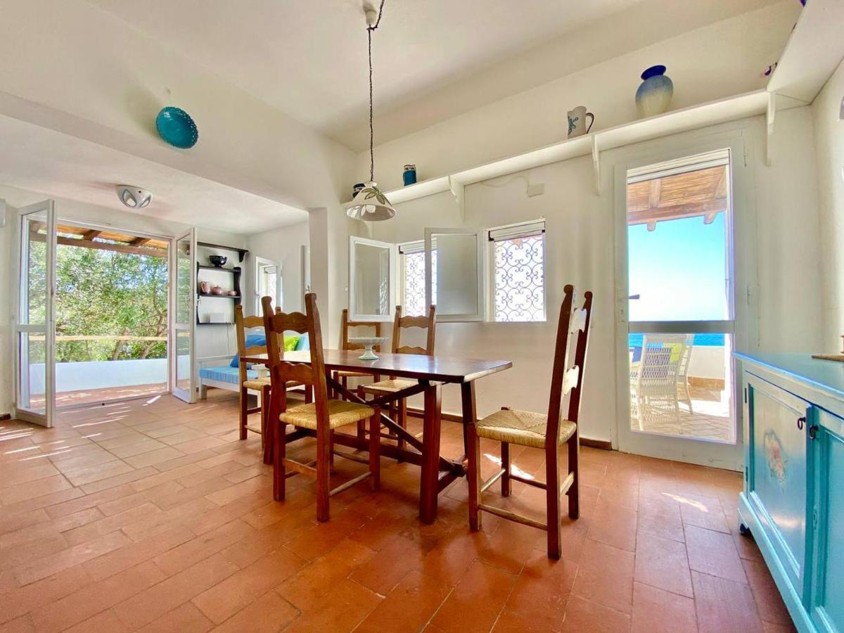 شقة Beachfront House Geremeas Sardegna المظهر الخارجي الصورة