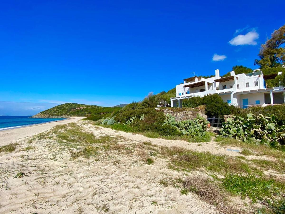 شقة Beachfront House Geremeas Sardegna المظهر الخارجي الصورة