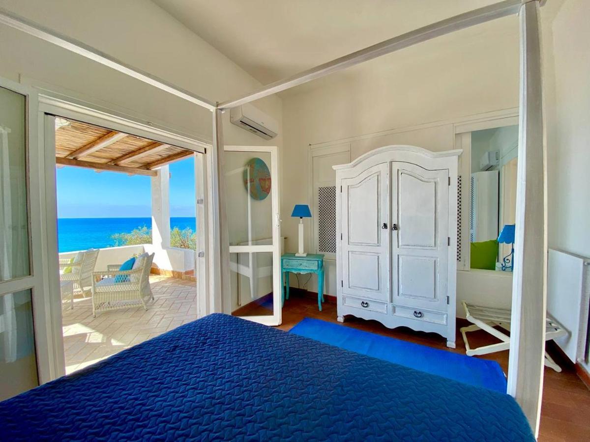 شقة Beachfront House Geremeas Sardegna المظهر الخارجي الصورة