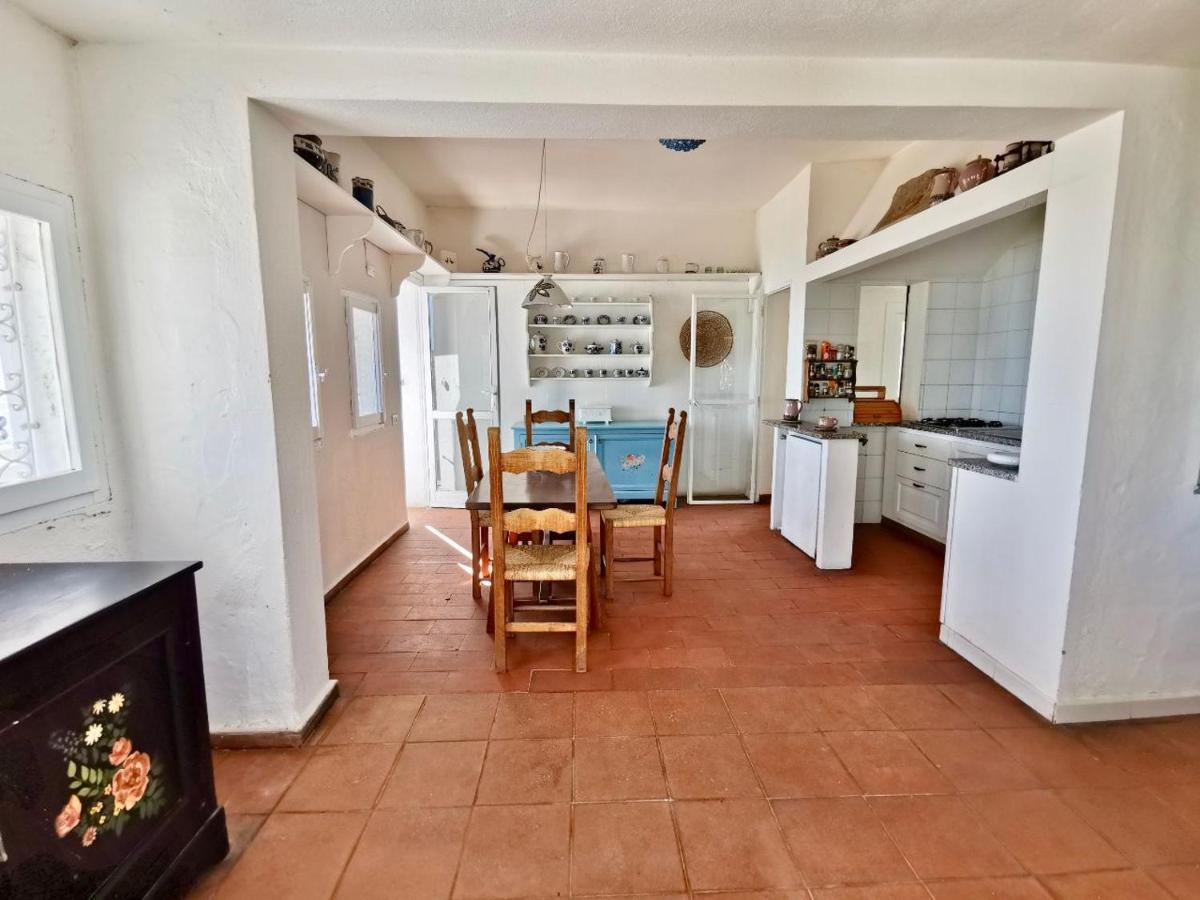 شقة Beachfront House Geremeas Sardegna المظهر الخارجي الصورة
