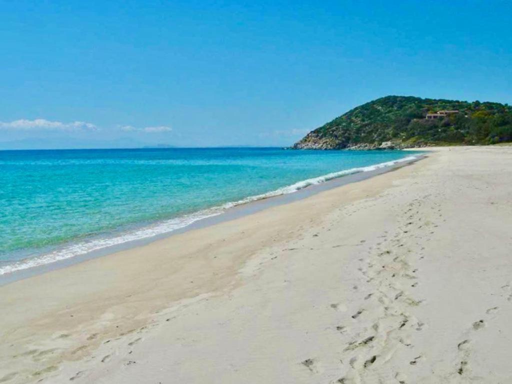 شقة Beachfront House Geremeas Sardegna المظهر الخارجي الصورة