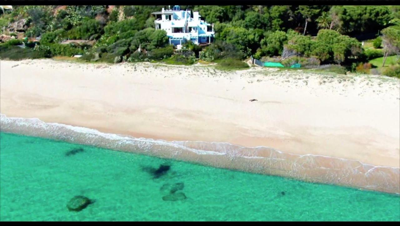 شقة Beachfront House Geremeas Sardegna المظهر الخارجي الصورة